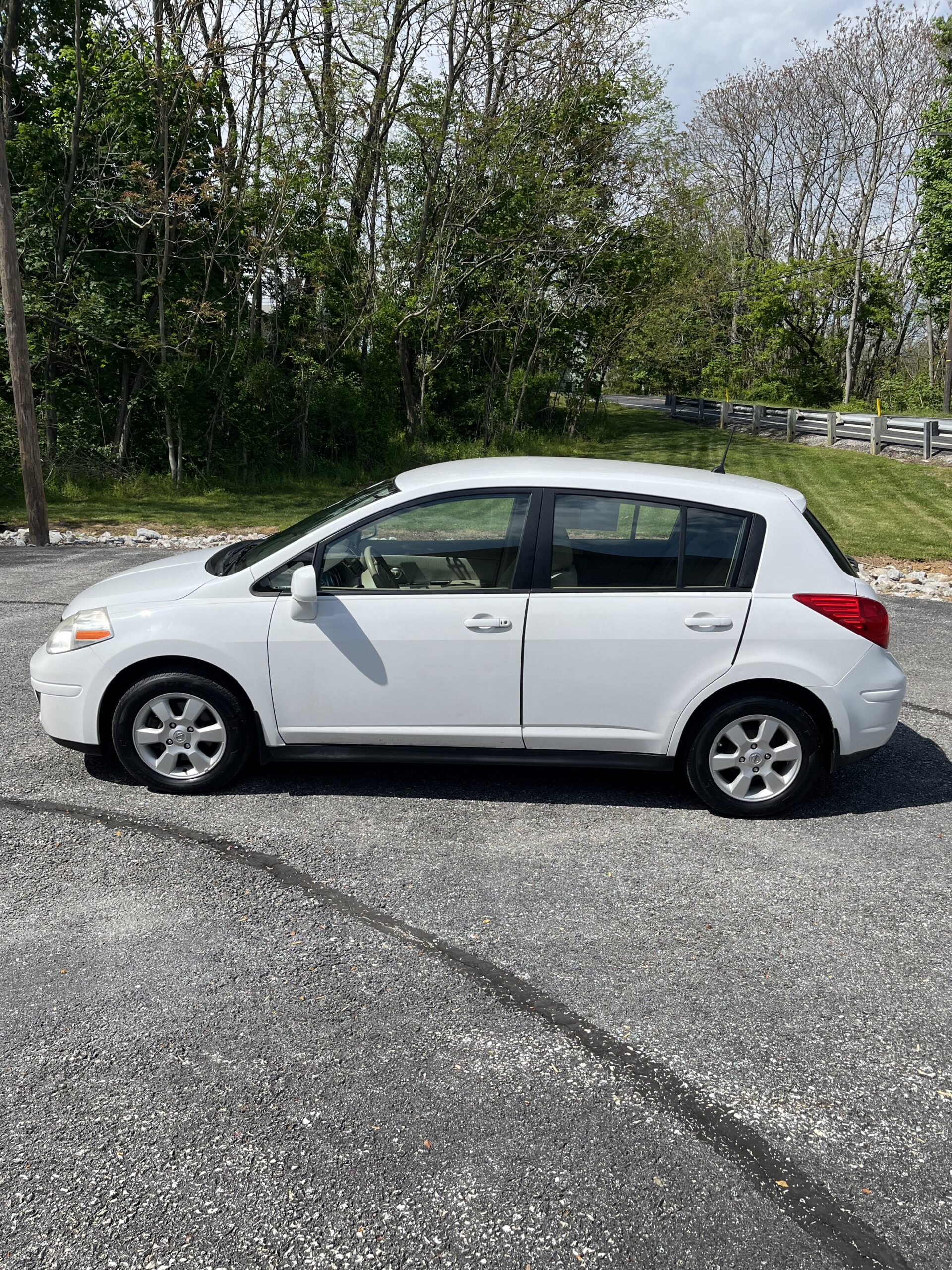 2009 Nissan Versa #5948 | Meadowbrook Ventures